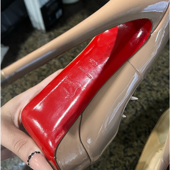 Lady Peep Nude - Picture 3 of 8